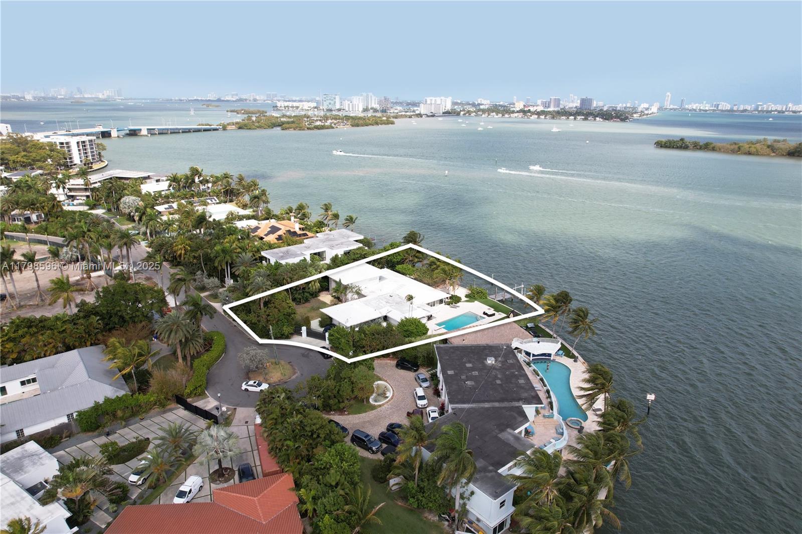 7305 Belle Meade Island Dr, Miami FL 33138