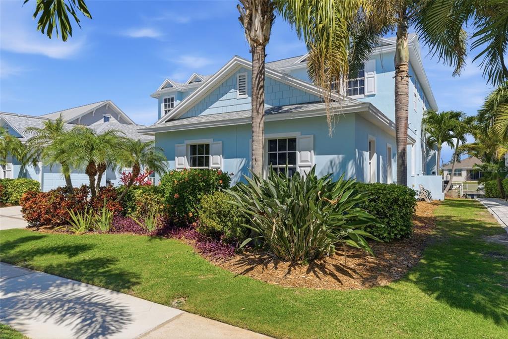 715 ISLEBAY DRIVE, APOLLO BEACH, FL — photo 3 of 30