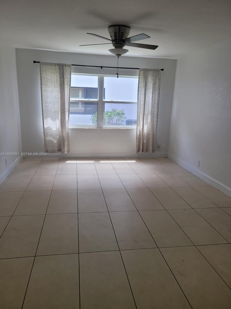 241 SE 9th Ave # 104, Pompano Beach FL 33060