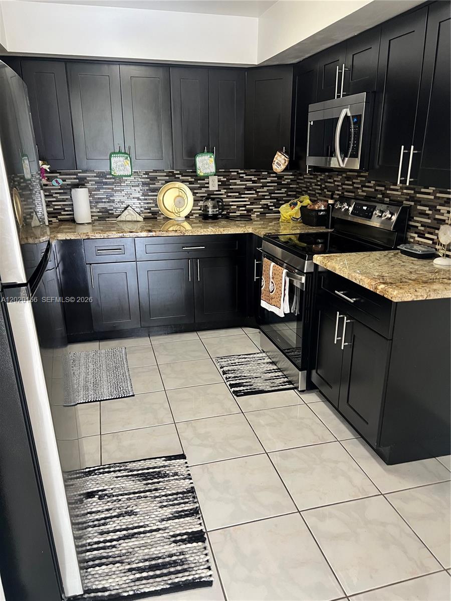 3621 NW 95th Ter # 523, Sunrise FL 33351