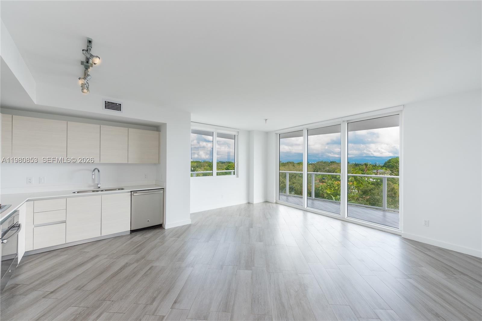 4250 Biscayne Blvd # 502, Miami FL 33137