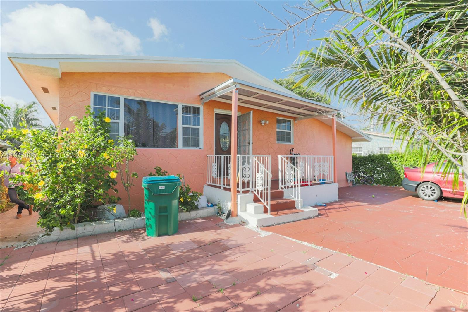 827 NW 73rd St, Miami FL 33150