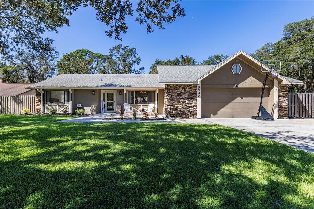 9740 FAIRWAY CIRCLE