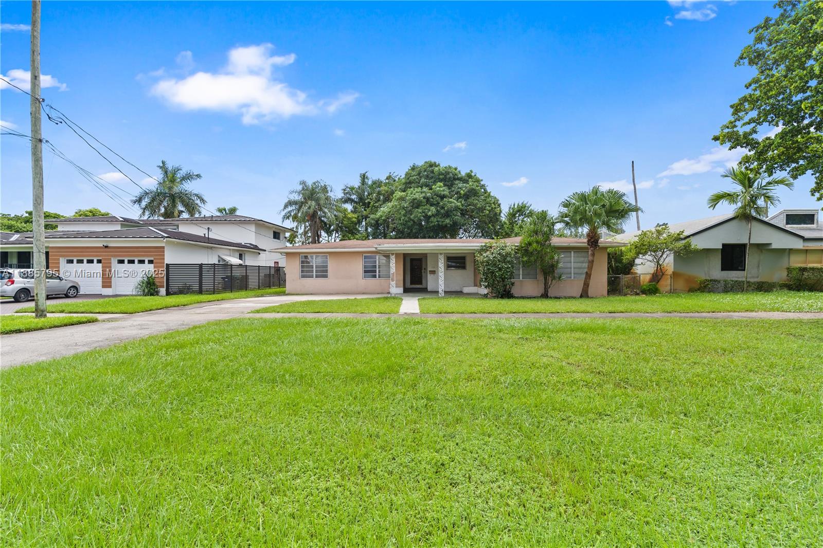 1170 NW 87th St, Miami FL 33150