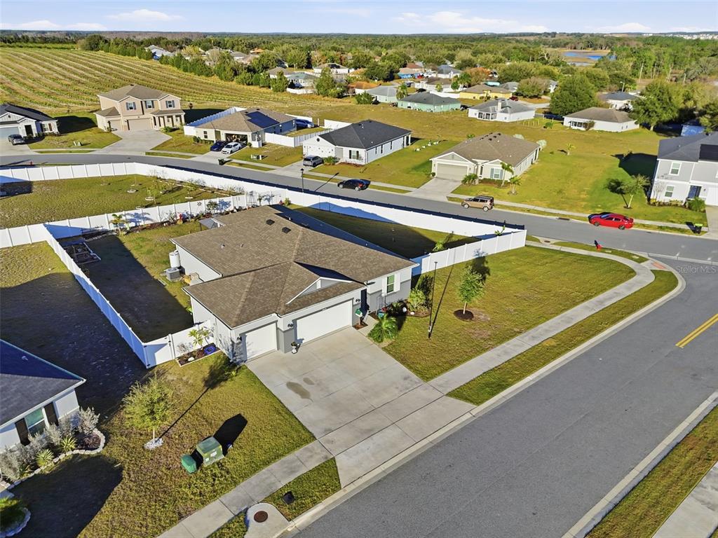 2201 GLADIOLUS LN LANE
