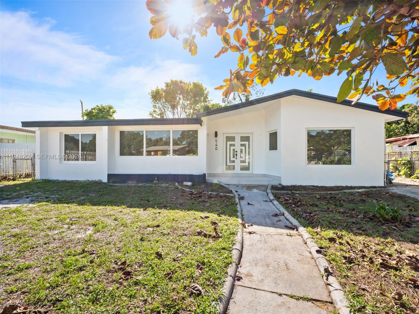 540 Harem Ave, Opa-Locka FL 33054
