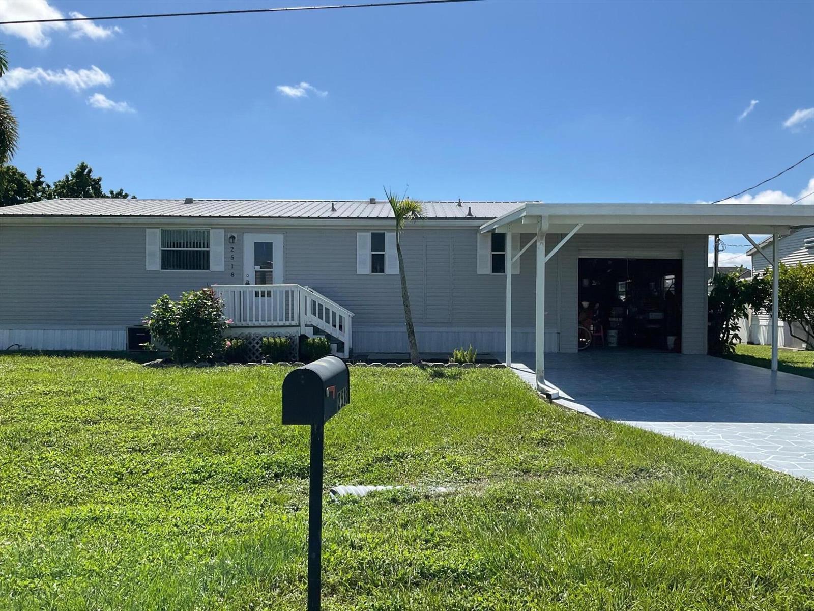 2518 SE 32nd Street, Okeechobee FL 34974