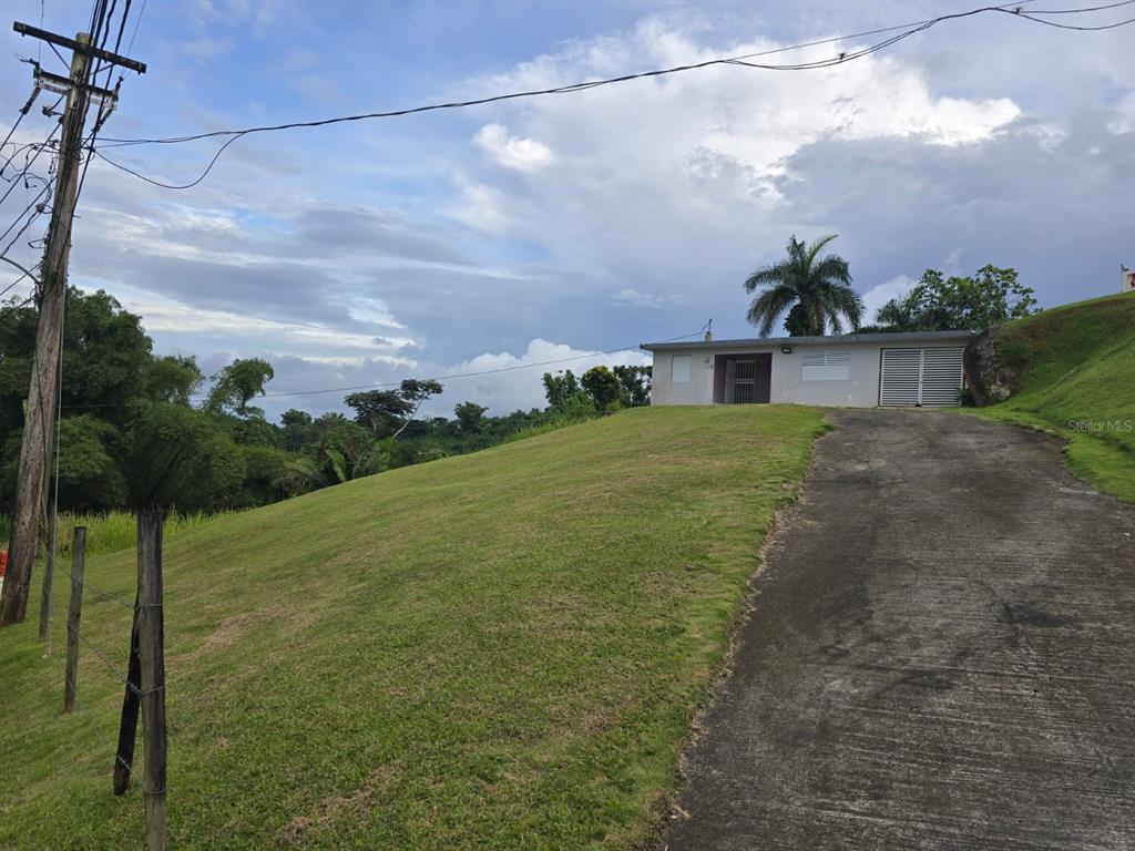 SR 182 Km. 15.6 BO GUAYABOTAS