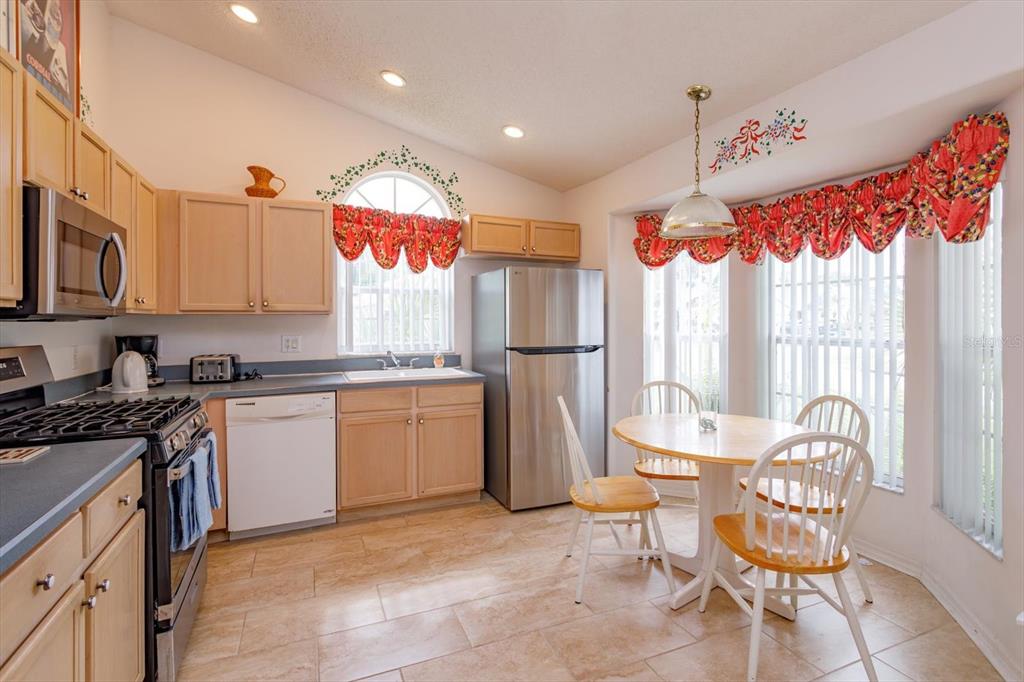 4655 CHEYENNE POINT TRAIL, KISSIMMEE, FL — photo 4 of 11