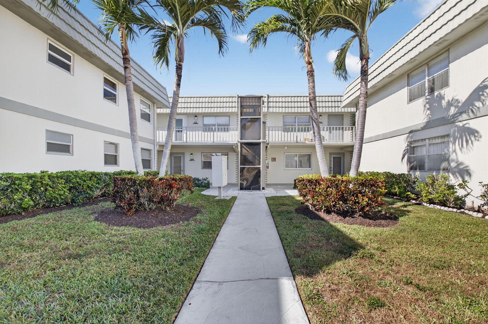 109 Monaco C # 109, Delray Beach FL 33446
