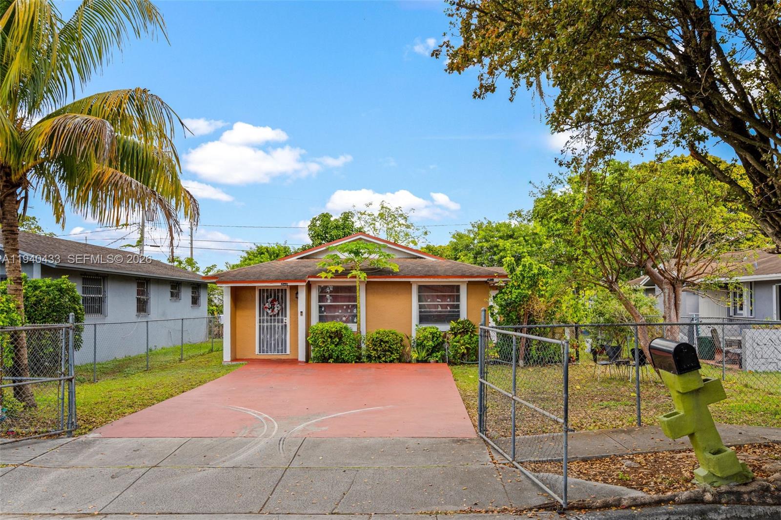 432 NW 15th St, Florida City FL 33034