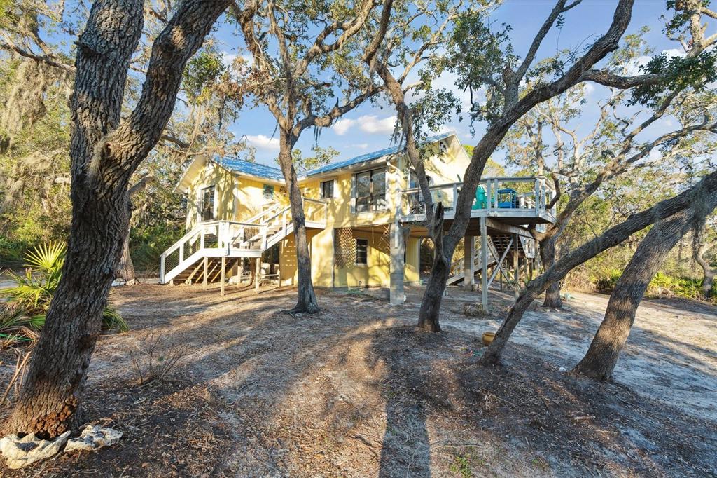 12631 HODGSON AVENUE, CEDAR KEY, FL — photo 4 of 30
