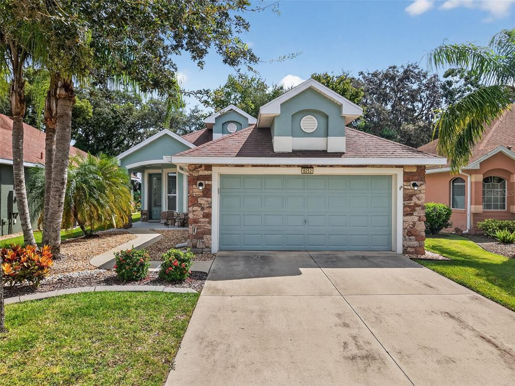 8252 BRIDGEPORT BAY CIRCLE