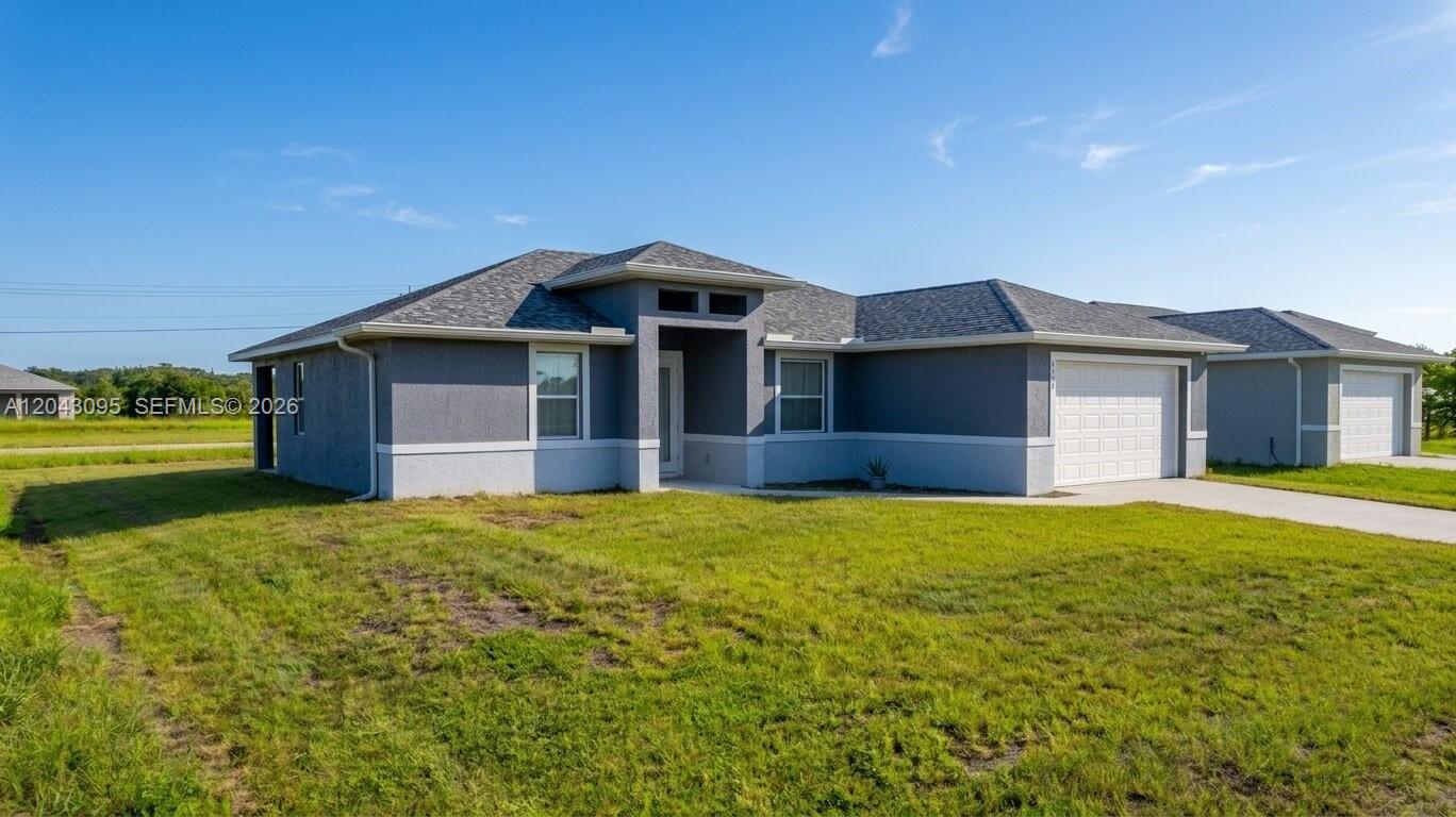 106 Plantation Dr, La Belle FL 33935
