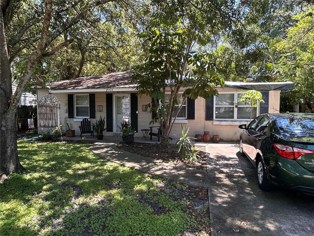 4414 W LAWN AVENUE