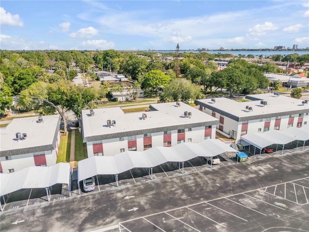 303 RIDGE BOULEVARD UNIT 2100
