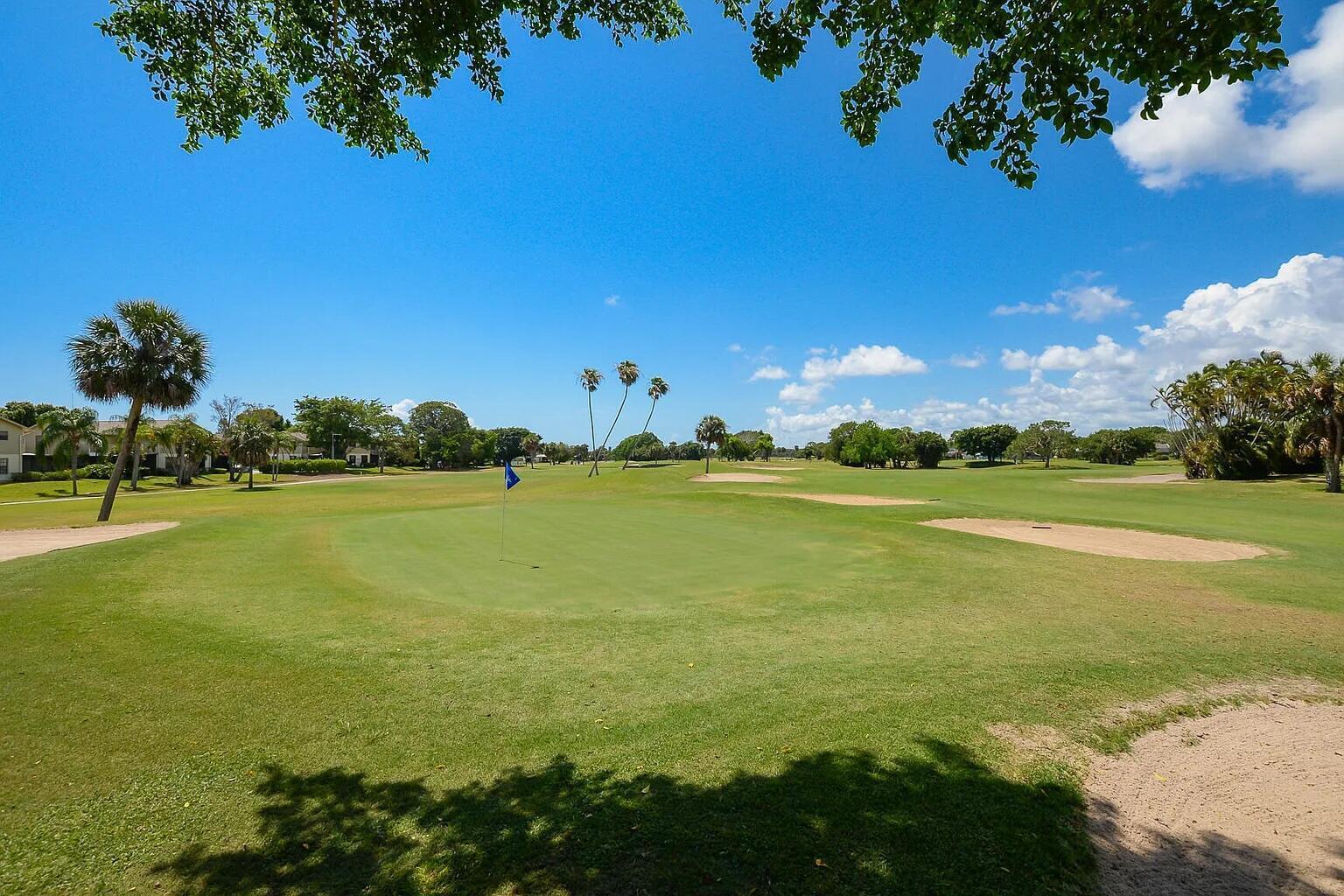 5954 SE Franklin Place, Hobe Sound FL 33455