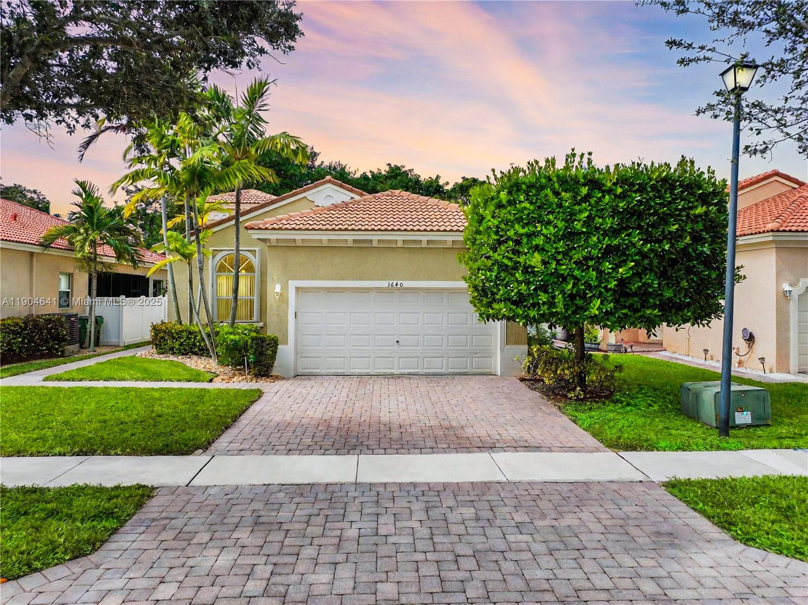 1640 NE 37th Ave, Homestead FL 33033