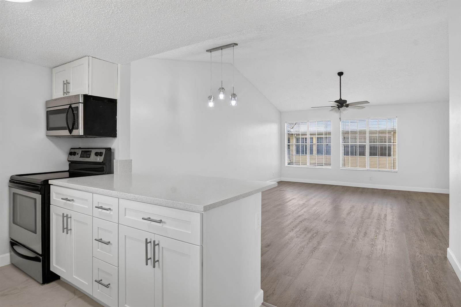 6323 La Costa Drive # M, Boca Raton FL 33433