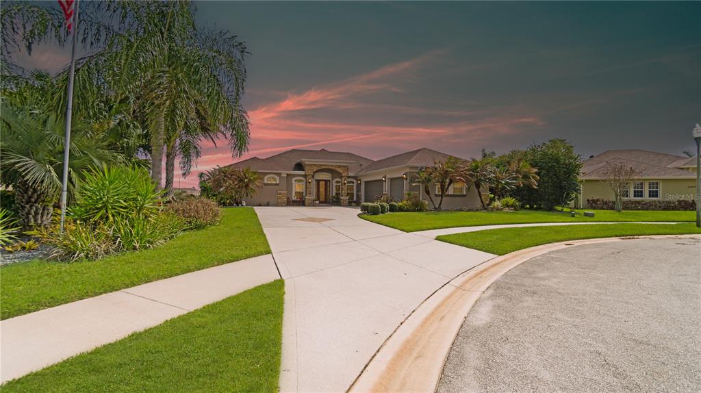 3307 E LOCANDA CIRCLE