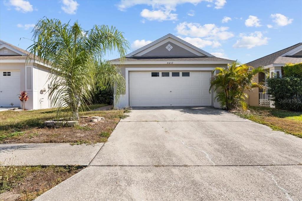 6052 POINTE PLEASANT BOULEVARD, WESLEY CHAPEL, FL — photo 2 of 25