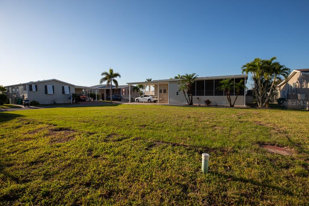 8 EMDEN CIRCLE, PUNTA GORDA, FL — photo 3 of 22