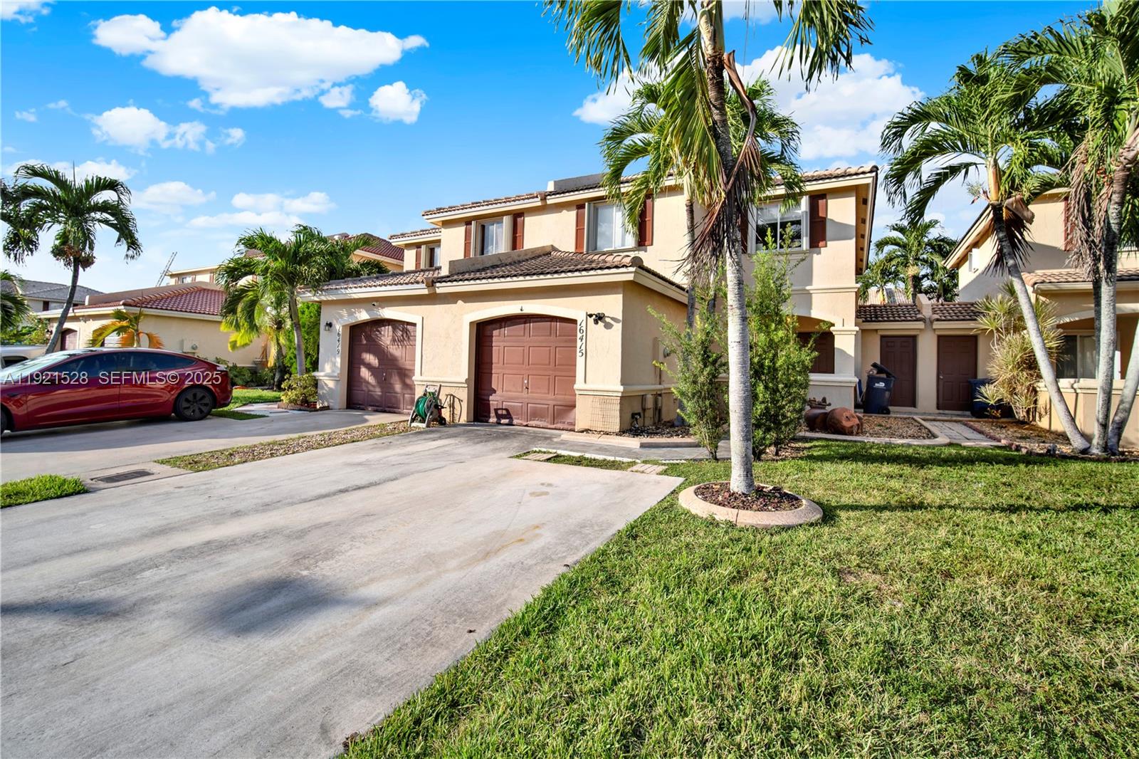 16415 SW 73rd Ter, Miami FL 33193