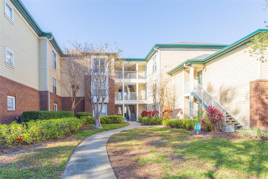 4211 CHATHAM OAK COURT UNIT 107
