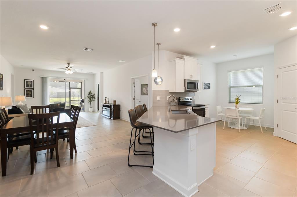 3123 CAMDEN WAY, DAVENPORT, FL — photo 4 of 17