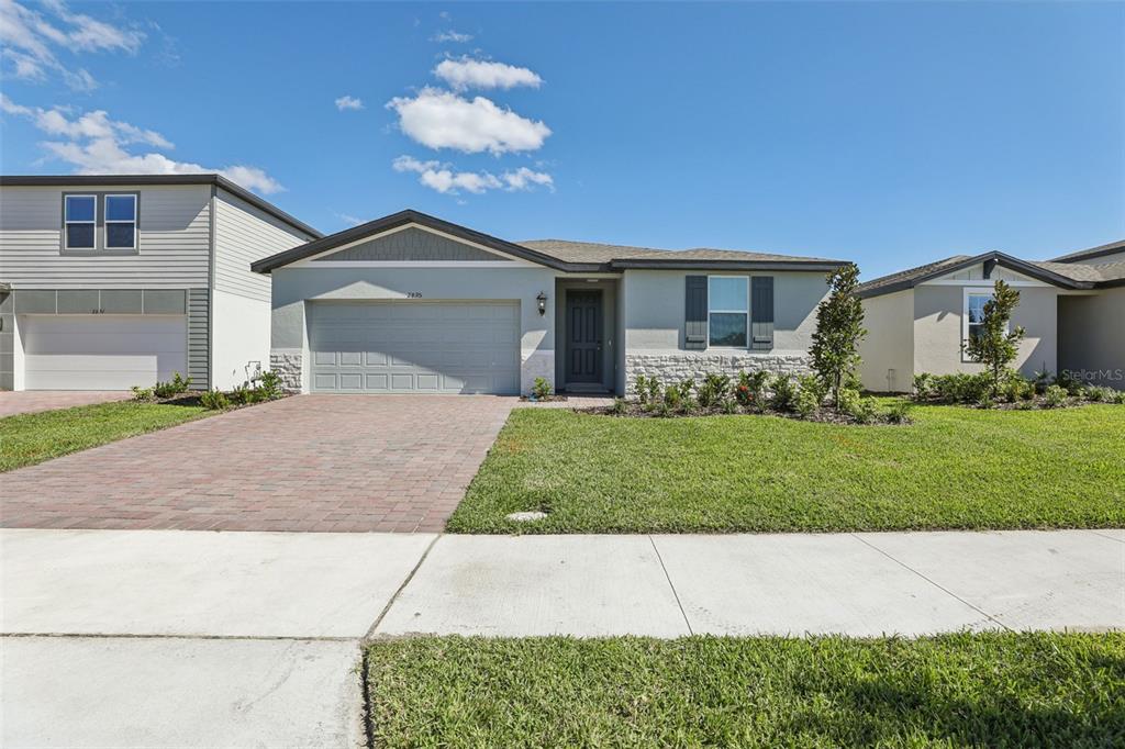 2895 HORNBILL DRIVE