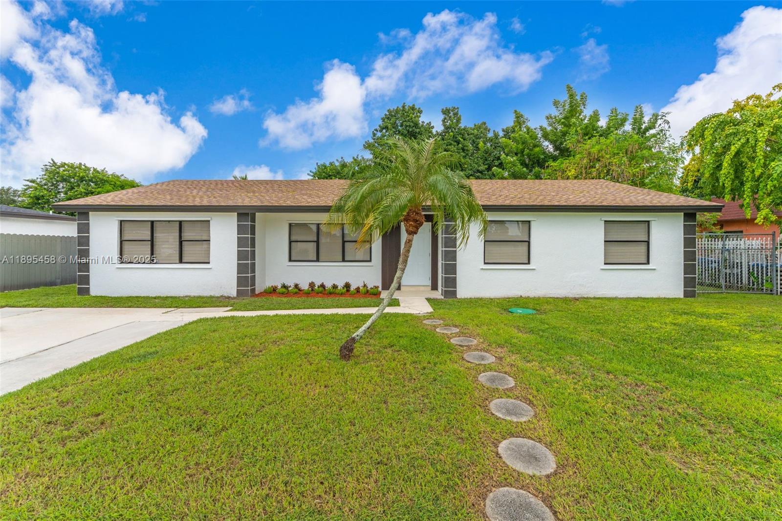 14420 Graves Dr, Miami FL 33176