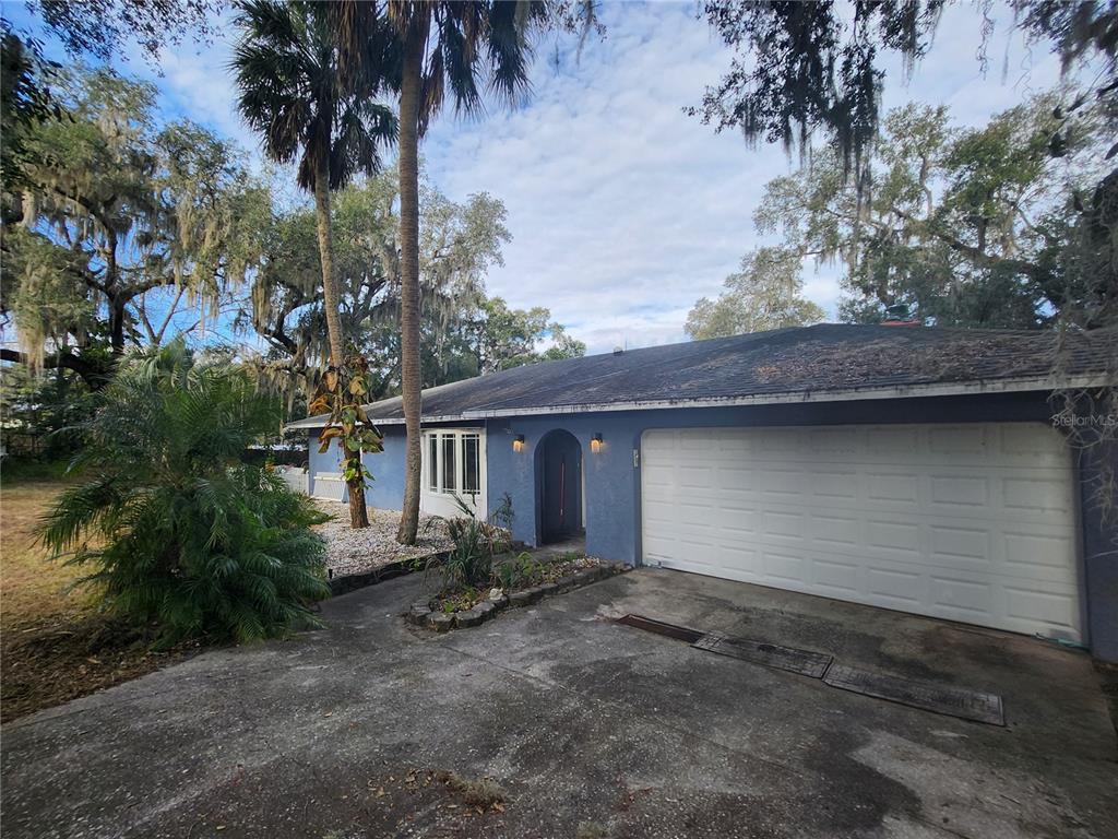 25 EMERALD DRIVE