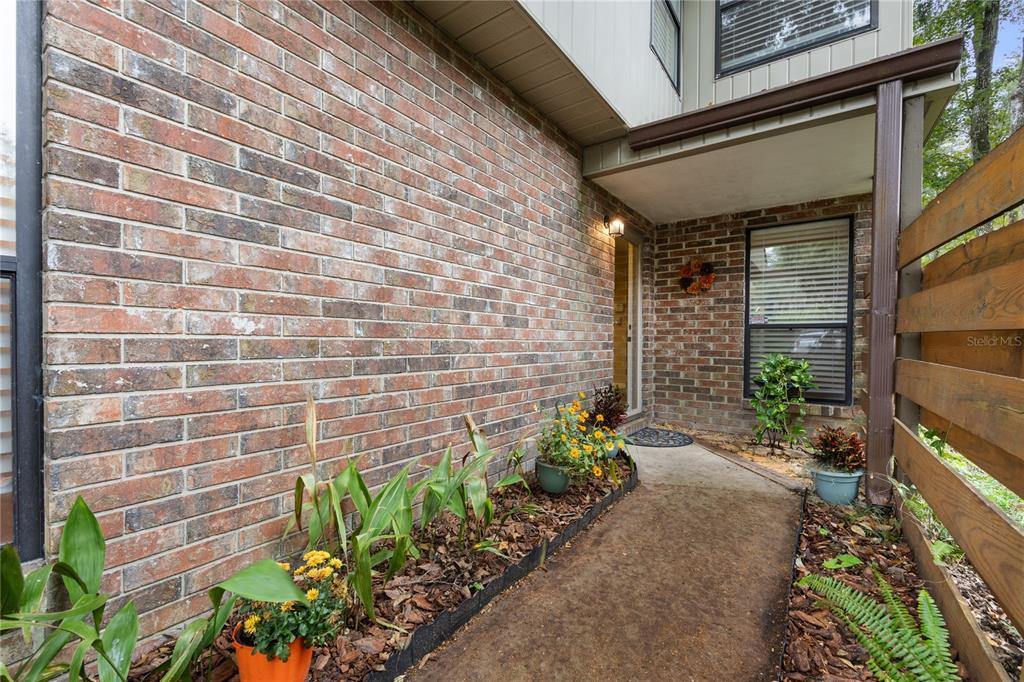 5417 NW 33RD PLACE