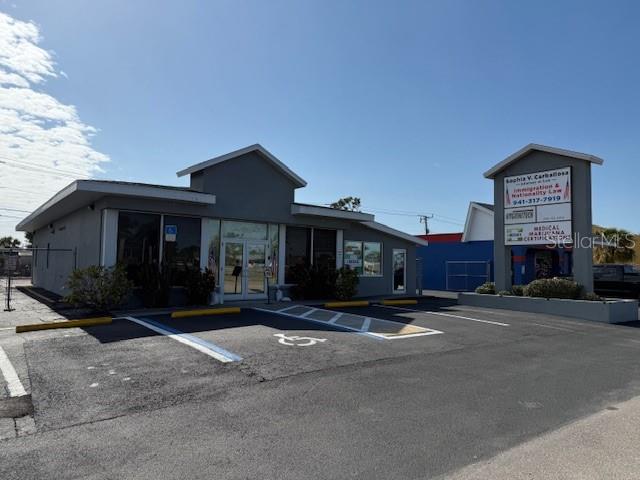 3841 TAMIAMI TRAIL