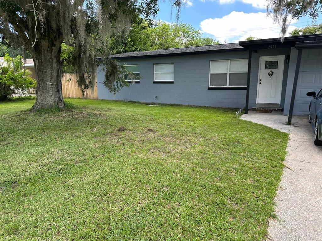 2521 STRATFORD DRIVE