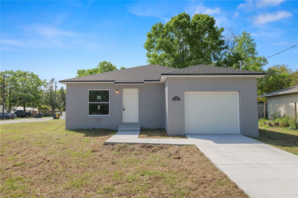 3141 CRYSTAL HILLS LOOP S
