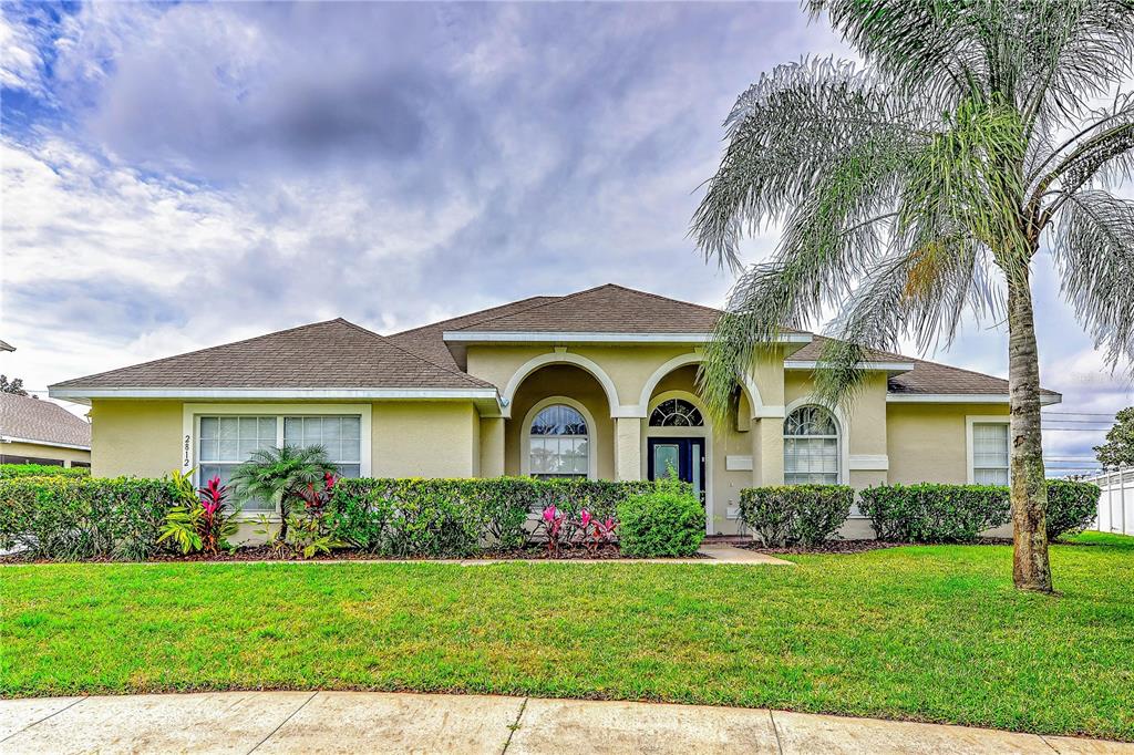 2812 SPINNING SILK COURT