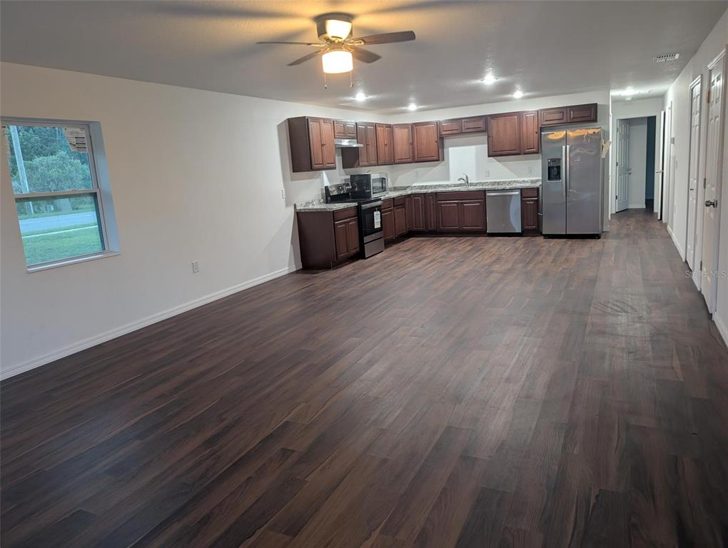 776 E BROADWAY STREET, OVIEDO, FL — photo 3 of 9