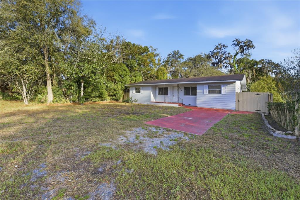170 W CRYSTAL LAKE AVENUE