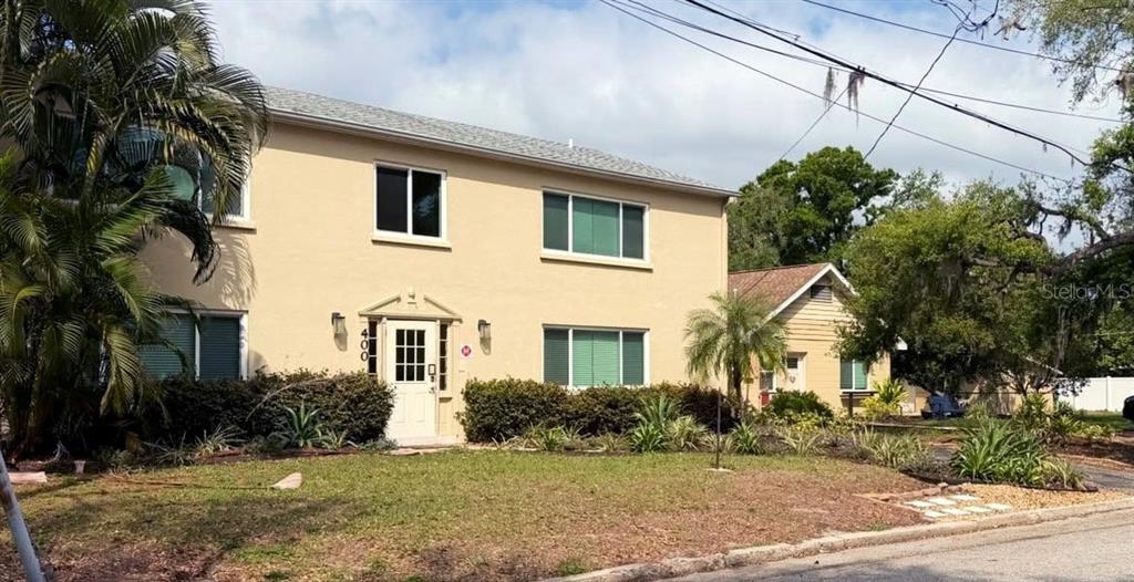 400 20TH STREET E UNIT 1-6