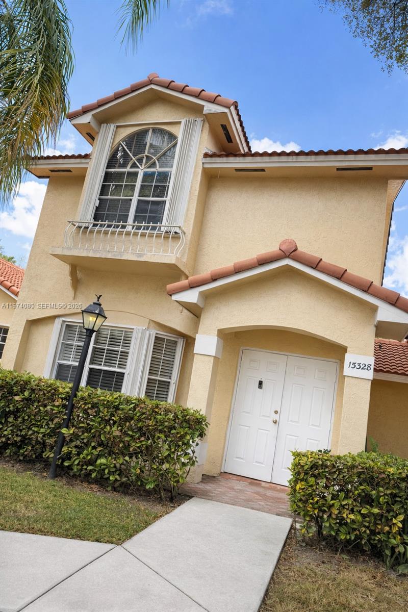 15328 SW 111th St, Miami FL 33196