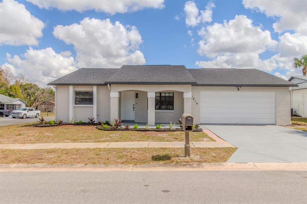 11614 BEE HIVE LANE
