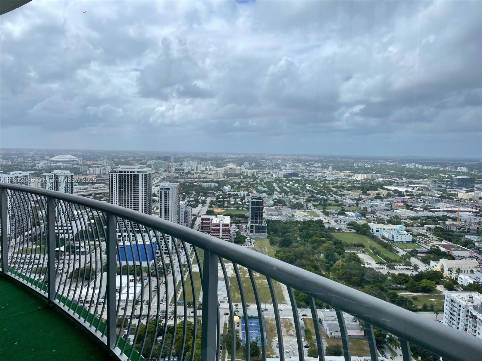 1750 N Bayshore Dr # 5615, Miami FL 33132
