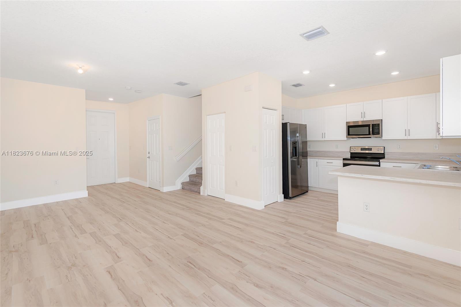 3348 W 108th St, Hialeah FL 33018