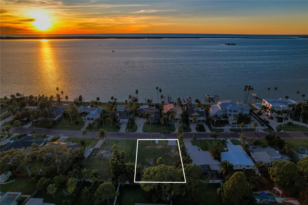 1645 SANTA BARBARA DRIVE, DUNEDIN, FL — photo 2 of 27