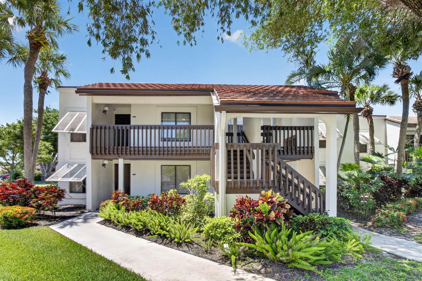 10187 Mangrove Drive # 201, Boynton Beach FL 33437