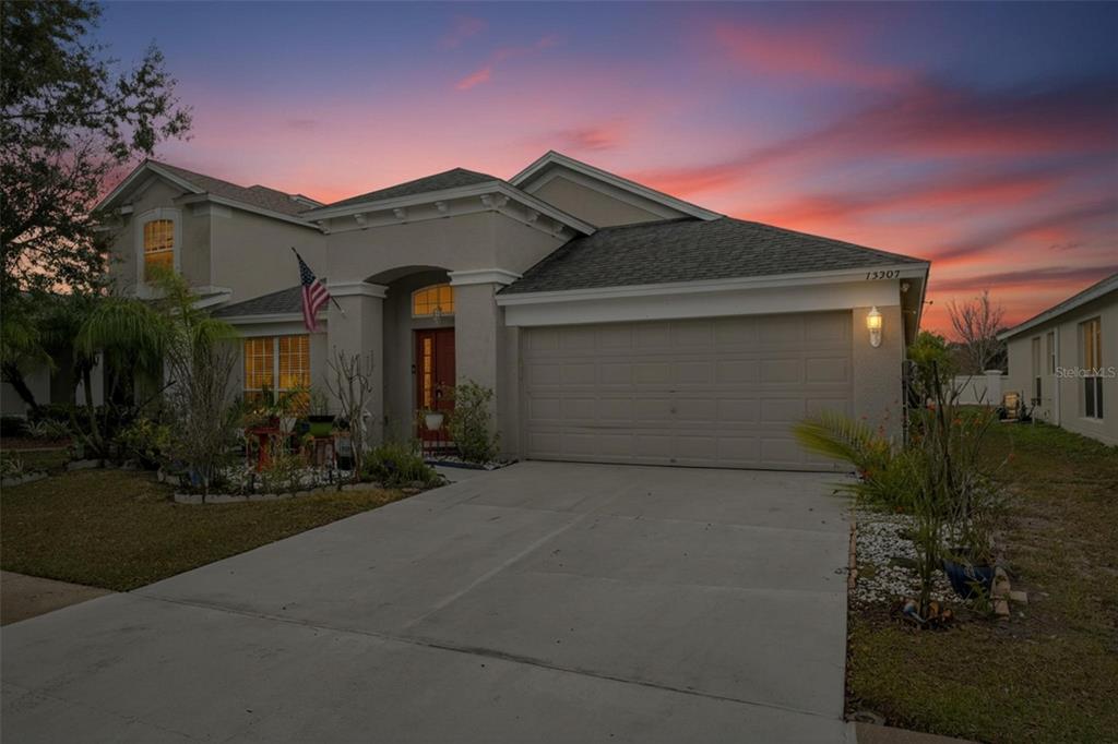 13307 AMBER SKY PLACE, RIVERVIEW, FL — photo 2 of 30