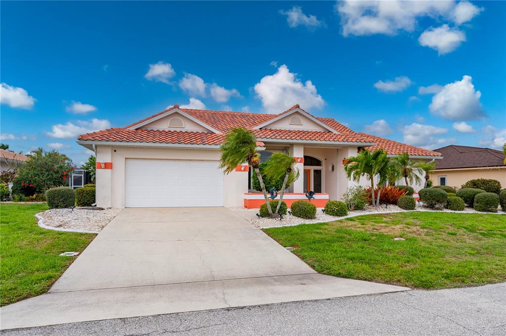 709 VIA TUNIS, PUNTA GORDA, FL — photo 4 of 30