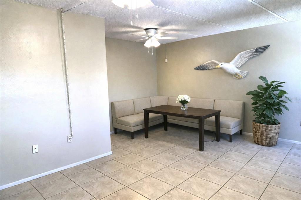 12760 INDIAN ROCKS ROAD UNIT 562, LARGO, FL — photo 5 of 22