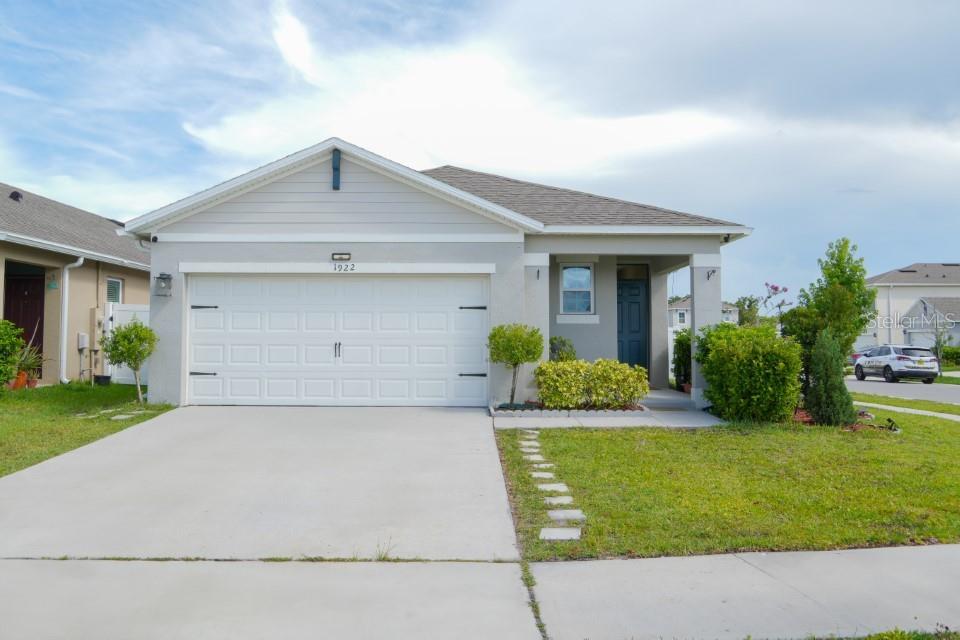 1922 FOUNTAINS DRIVE